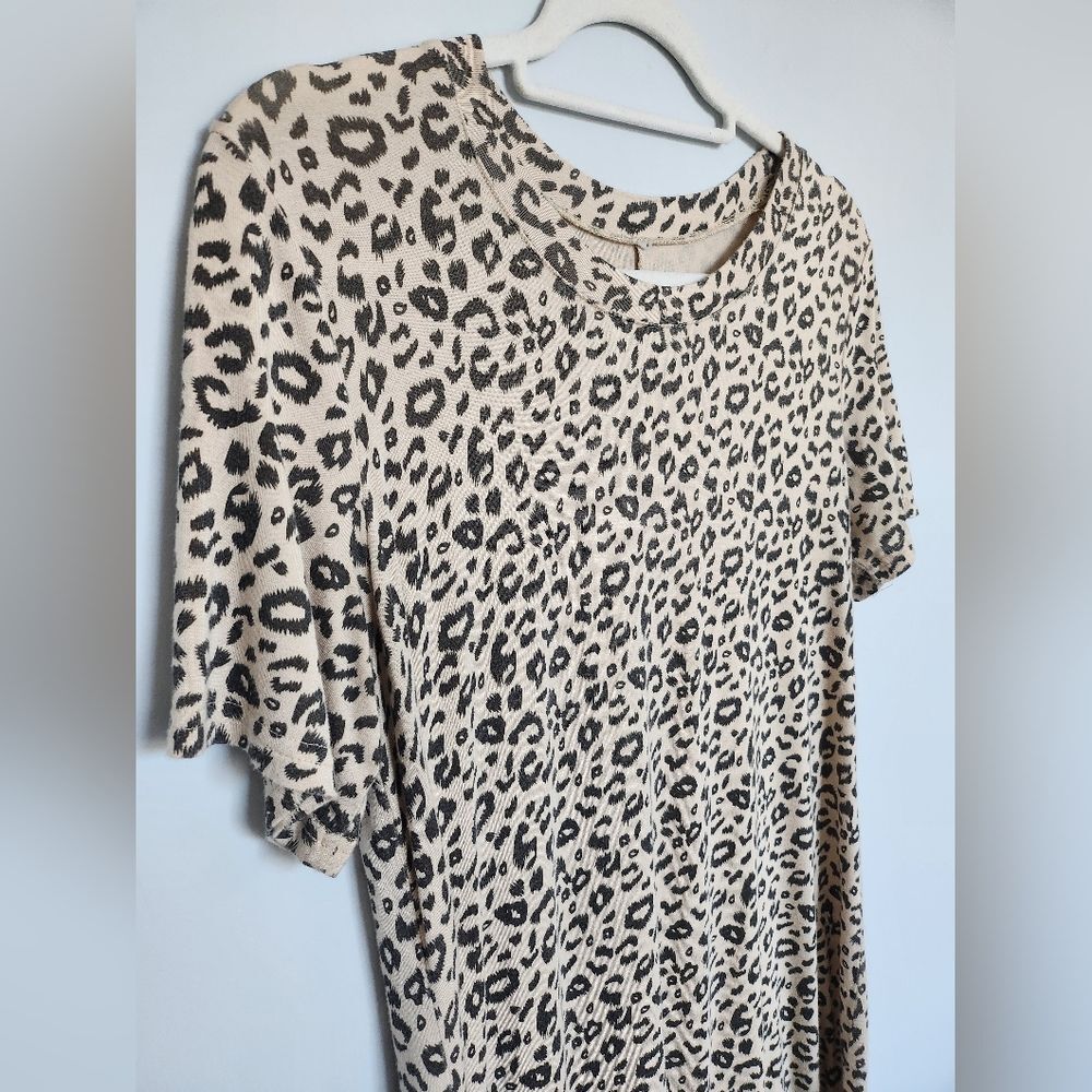 Lularoe Small Leapard Print T-Shirt Dress